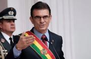 Gobierno promulga cinco decretos con cambios en combustibles, importaciones, electricidad, minería y jubilaciones