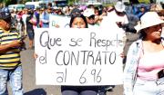 Ajuste del tipo de cambio impacta en cuotas de terrenos e inmuebles; afectados marcharon en Santa Cruz