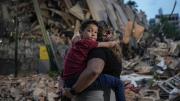 Estoy vivo, veo el cielo. Llamen a mi familia: las impactantes historias de cómo sobrevivieron algunos venezolanos la primera semana después del doble terremoto