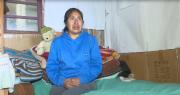 El calvario de una mamá que lucha sola contra el cáncer de su hijo y ahora quedó sin trabajo por los bloqueos