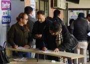 ¿Viajarás en vacaciones? La Alcaldía cruceña habilitó otro punto para tramitar permisos de viaje a menores