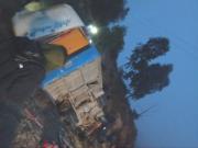 Un bus sufre un vuelque en el tramo Sucre-Tarabuco y deja al menos diez heridos