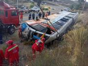 Accidente de bus en Tarabuco: suben a dos los fallecidos y a 20 los heridos