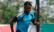 España entrena en Dallas a la espera de la recuperación de Nico Williams