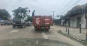 Videos: Vecinos reclaman por garrafas de GLP y seguimiento revela que camión distribuye a negocios y tiendas