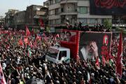 Irán inició la procesión fúnebre de Ali Khamenei en Teherán
