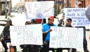 Pacientes renales inician vigilia y exigen pago de deudas para evitar la suspensión de hemodiálisis