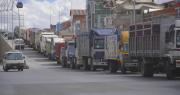 Tras dos semanas sin bloqueos en Bolivia, las filas por diésel y gasolina siguen sin solución