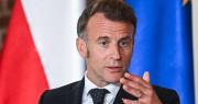 Emmanuel Macron sale a correr por las calles de Ankara antes de la reunión de la OTAN