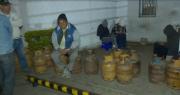 Vecinos madrugan a las agencias distribuidoras en busca de conseguir gas de garrafa