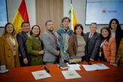 Gobierno y Brigada de La Paz firman acuerdo para impulsar la construcción de la ruta Río Abajo–Quillacollo