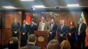 Gobierno alerta que no hay que preocuparse por el dólar flexible y prevé estabilidad con mayor ingreso de divisas