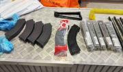 Emiten orden de aprehensión y alerta migratoria contra dueño del cargamento de fusiles AK-47