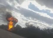 Investigan avioneta calcinada tras un presunto aterrizaje en Villa Montes