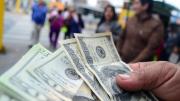 El precio del dólar sigue escalando, este sábado se cotiza en Bs 10,40