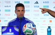 “Es un partido de fútbol, nada más”: DT de Argentina baja el tono ante la semifinal con Inglaterra