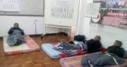 Pacientes renales inician huelga de hambre para exigir recursos para más de 1.000 pacientes en El Alto