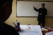 Magisterio asegura que existen hasta 20 mil maestros desocupados y cuestiona contratación de estudiantes para cubrir déficit docente