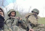 Engaños en TikTok y contratos en ruso: Cómo funciona la red global de trata de personas para la guerra