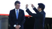 Diplomáticos ven irregular la entrega pública del Cóndor de los Andes al presidente Paz