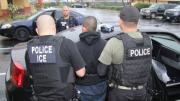 Trump recalca que el ICE no suspenderá sus detenciones de vehículos tras las últimas muertes en operativos