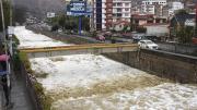 Conductor del vehículo que cayó al río Choqueyapu dio negativo a la prueba de alcoholemia