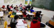 Maestros Urbanos califican de “improvisada” la campaña de vacunación que posterga el retorno a clases en Santa Cruz