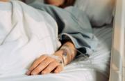 Mujer permanece en terapia intensiva tras brutal agresión de su pareja; investigan feminicidio en grado de tentativa