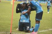 Blooming gana con lo justo y escala en la tabla