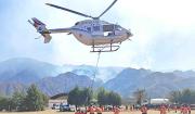 Gobierno envía dos helicópteros a Tarija para apoyar el combate de los incendios