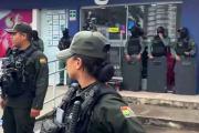 Encapuchado atraca a mano armada un banco en Santa Cruz; Policía activa operativo de búsqueda