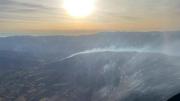 El fuego golpea a Tarija y se extreman labores con el despliegue de dos helicópteros