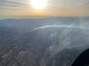 El gobierno refuerza el combate a los incendios con operaciones aéreas y despliegue conjunto