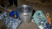 Tarija: Bomberos voluntarios reciben comida, agua, energizantes y hoja de coca por parte de la población