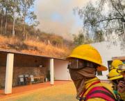 Nos hace falta el helicóptero: el pedido desde la primera línea del incendio en Sama
