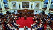 El presidente del Congreso de Perú sanciona la ley que exime a policías y militares de la justicia ordinaria