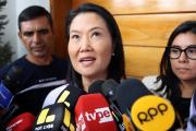 Fujimori visita barrio donde incendio dejó diez muertos e irá a zona azotada por sismo