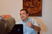 Concejal denuncia a ‘Pimpo’ Hurtado: “Es técnico de Rayos X desde hace 40 años, pero nunca sacó radiografía”