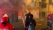 Incendio estructural de magnitud afectó un inmueble en la zona Kachirrancho de Potosí
