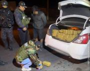 Caen tres personas con 150 paquetes de droga en la carretera Sucre