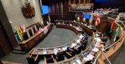 Senado aprueba ley para que el Gobierno asuma el pago de prediarios y del bono de vacunación del personal de salud