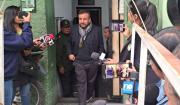 Medinaceli sale de celdas policiales y asegura que se quedará en el país para esclarecer el caso combustible basura