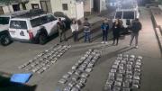 En Cochabamba, la FELCN halla 112 paquetes de marihuana en un inmueble y aprehende a dos personas