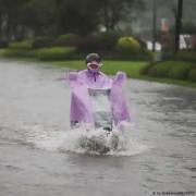 China evacúa a casi 88.000 personas por intensas lluvias e inundaciones