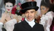 El polémico diseñador John Galliano protagonizará la Met Gala 2027