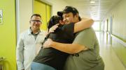 James vuelve a casa tras la cirugía del tumor gigante en el Hospital Montero