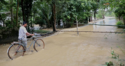 Más de 100 muertos en India por inundaciones y aludes causados por el monzón