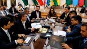 Paz y gobernadores firman acuerdo del 50/50 que proyecta redistribuir recursos y tributos desde 2027