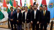 Paz y gobernadores sellan acuerdo para impulsar el 50-50 y poner fin al centralismo