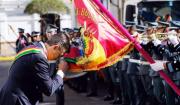 Paz admite dificultades para avanzar en los cambios, pide disculpas por sus errores y llama a reconstruir el país lejos de los caudillos